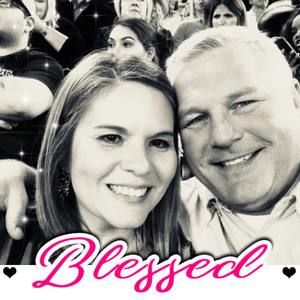 Meet your Posher, Thalia